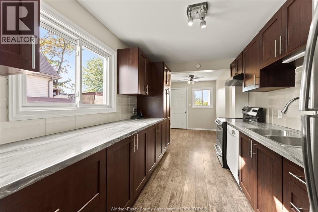 1351 CENTRAL - 15