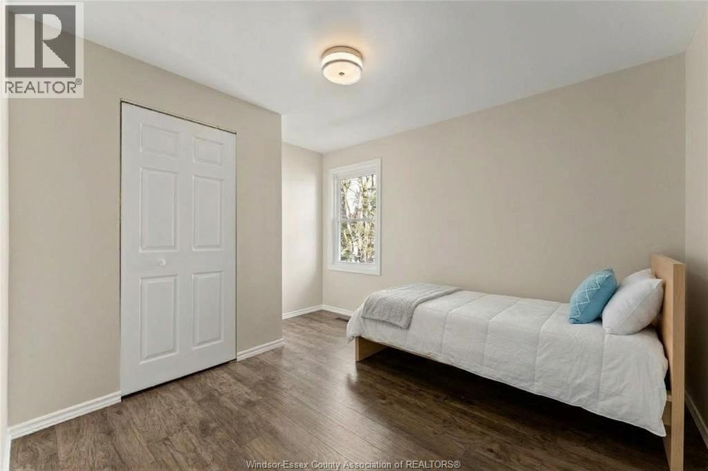 1351 CENTRAL - 8