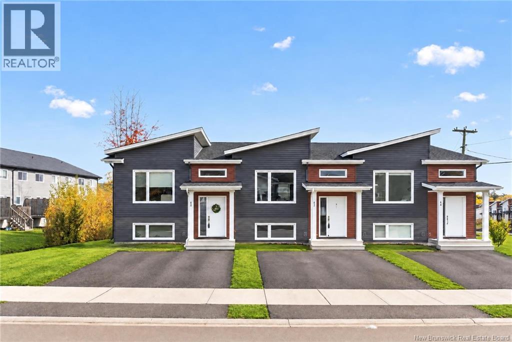 60 Aime Street - 20
