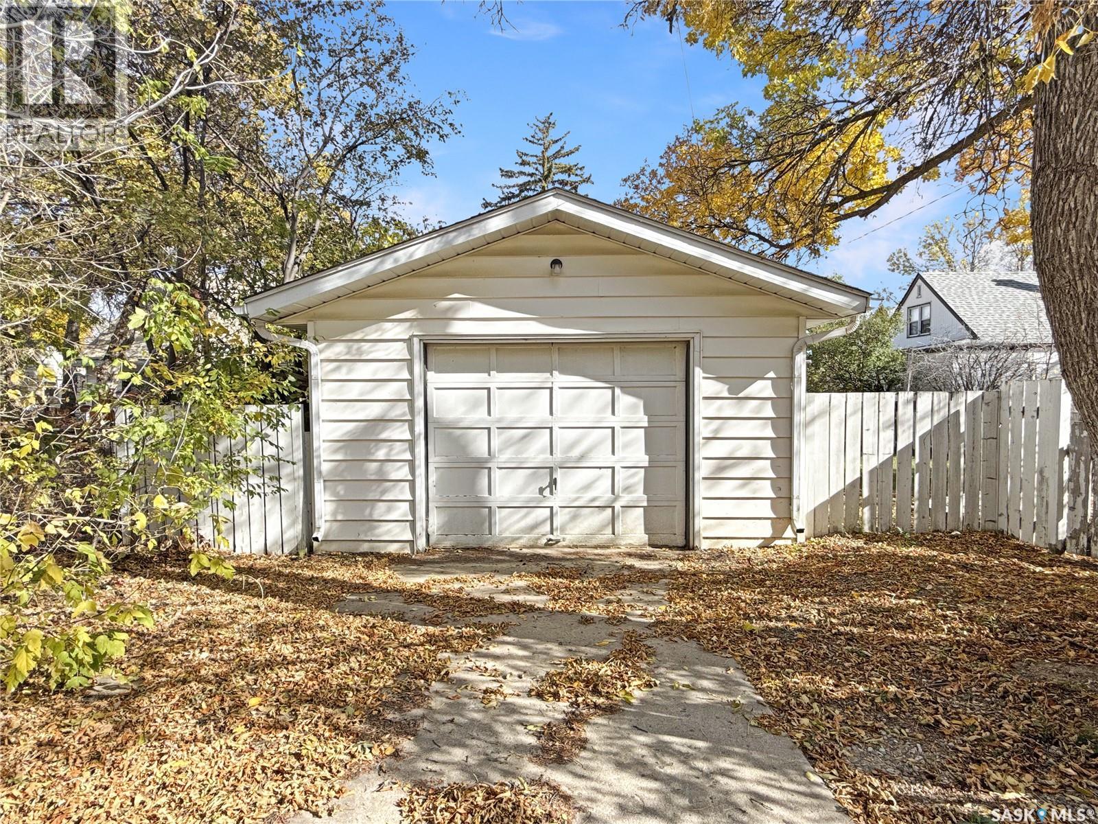660 3rd AVENUE NE - 17