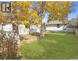 660 3rd Avenue Ne, Swift Current, SK S9H2H5 Photo 20