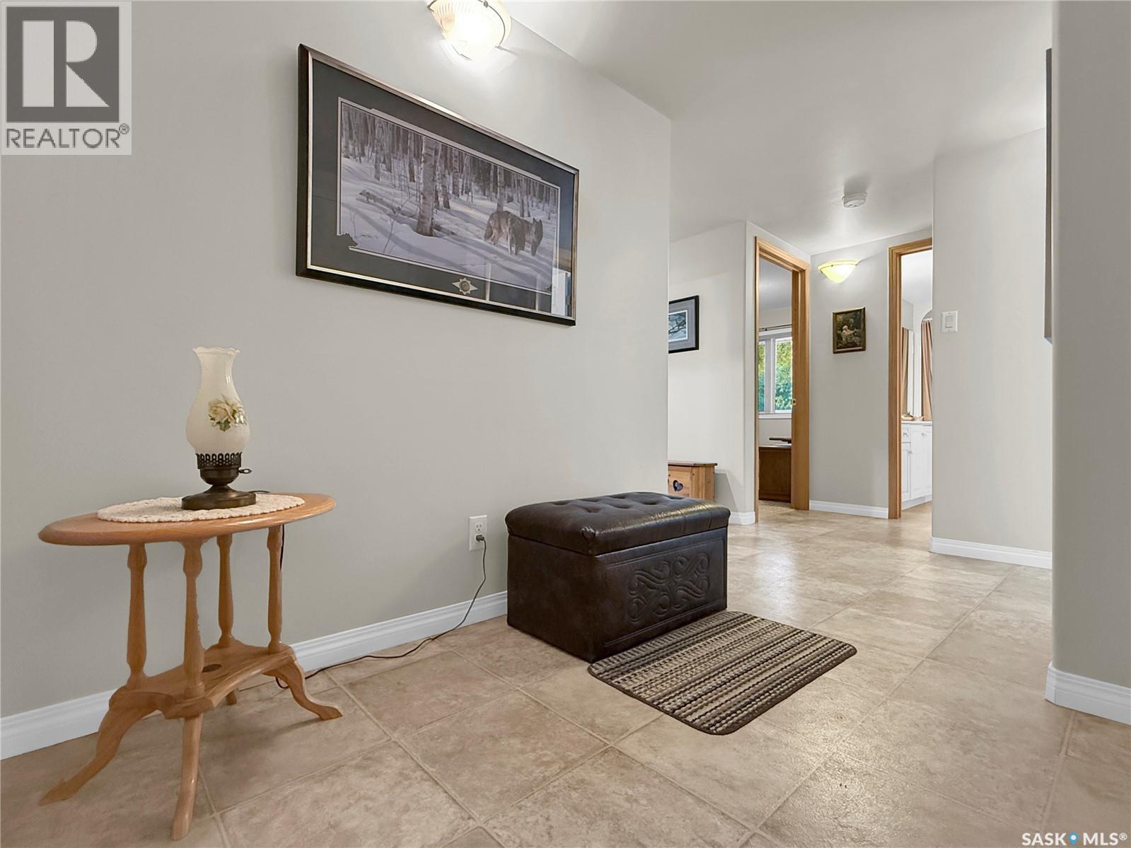#110 331 Macoun DRIVE - 5