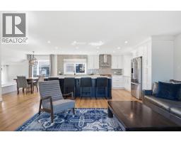 543 Willingdon Boulevard SE - photo 12