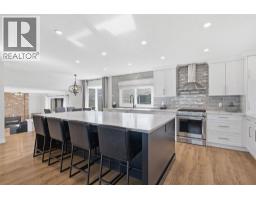 543 Willingdon Boulevard SE - photo 6