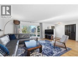 543 Willingdon Boulevard SE - photo 9