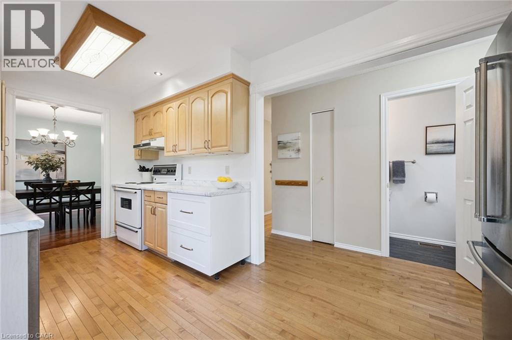 143 Hillbrook Crescent — photo 10