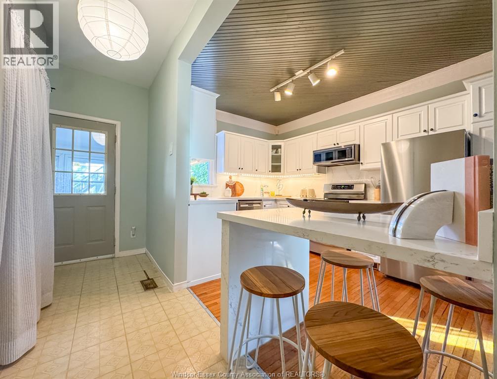 536 Windermere Rd — photo 18