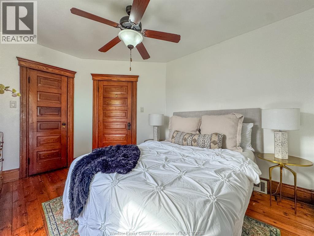 536 Windermere Rd — photo 34