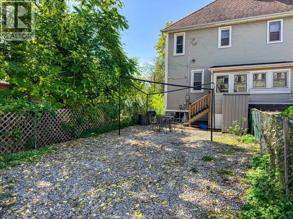 536 Windermere Rd — photo 39