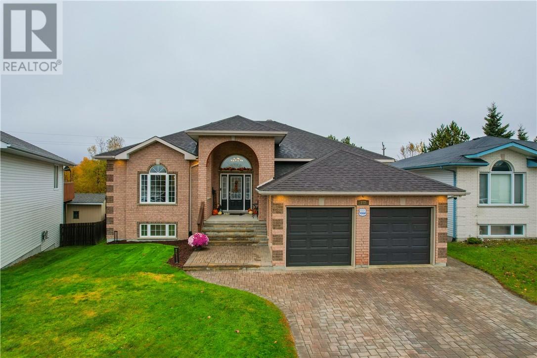 187 Ravina Avenue - 1