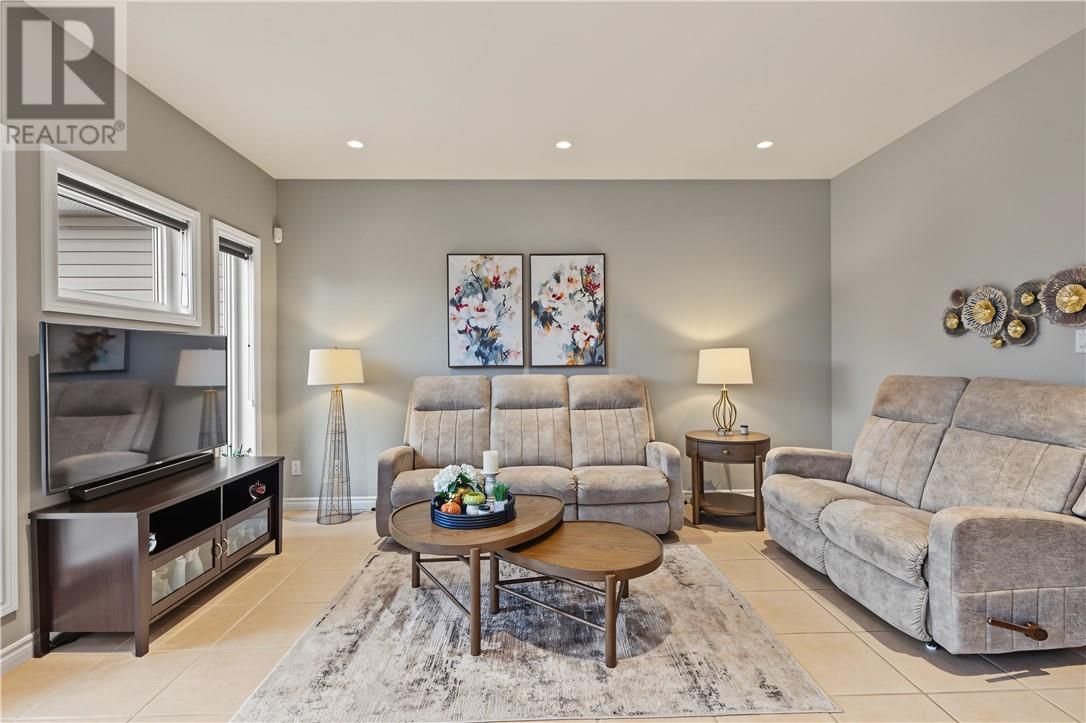 187 Ravina Avenue - 23
