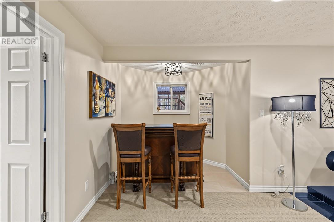 187 Ravina Avenue - 45
