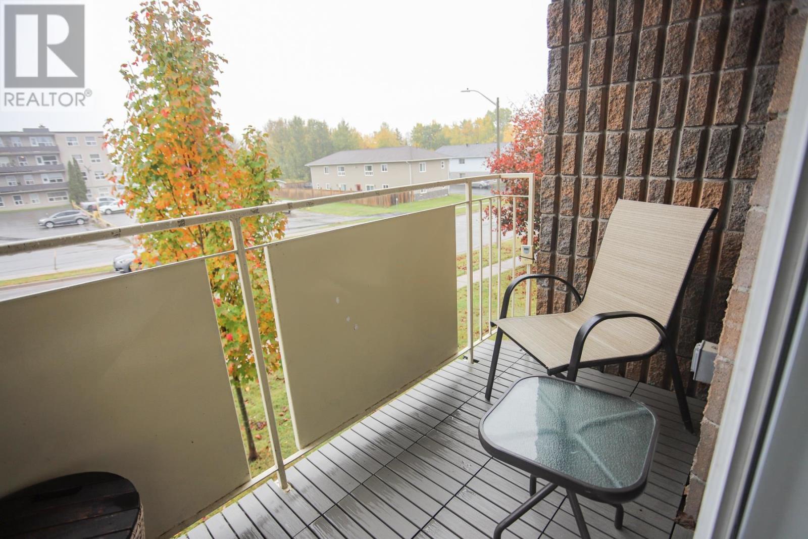 206 Breton Rd # 7 — photo 11
