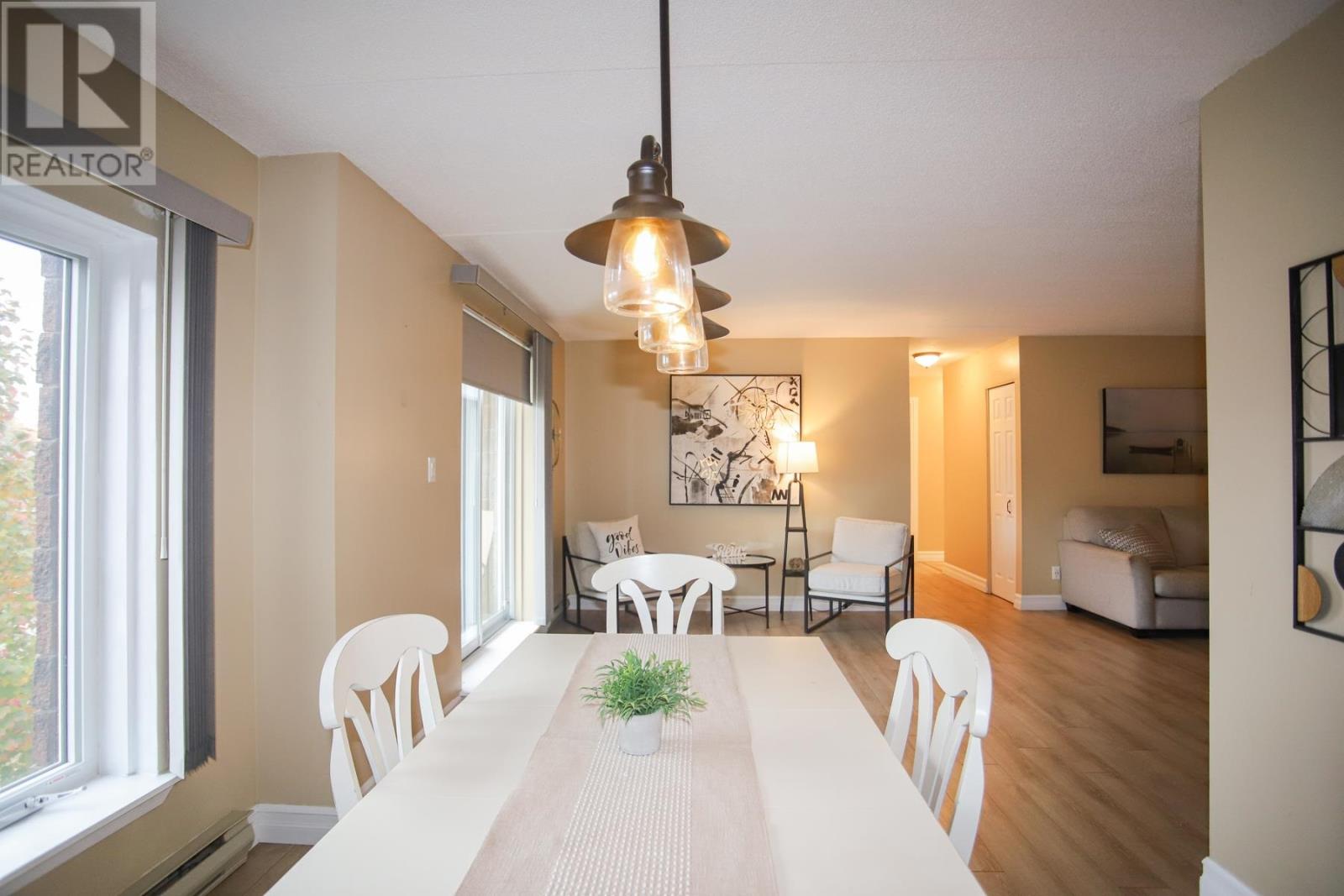 206 Breton Rd # 7 — photo 13