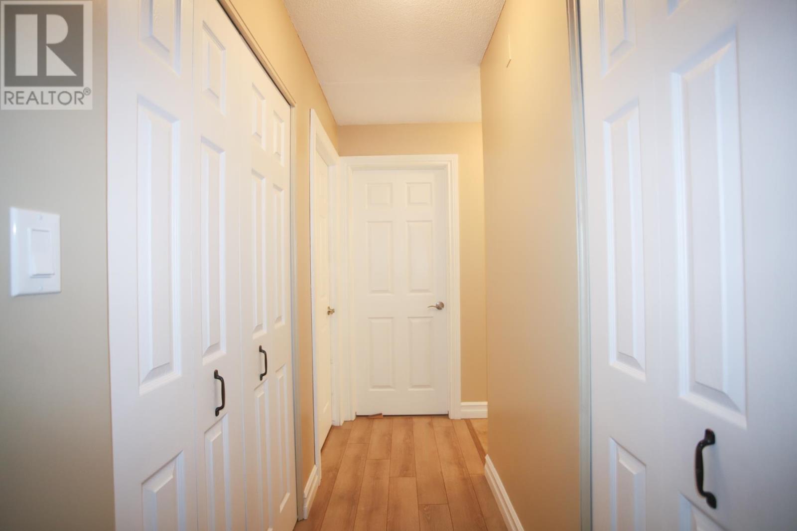 206 Breton Rd # 7 — photo 30