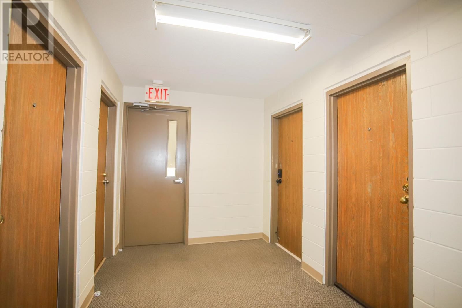 206 Breton Rd # 7 — photo 34