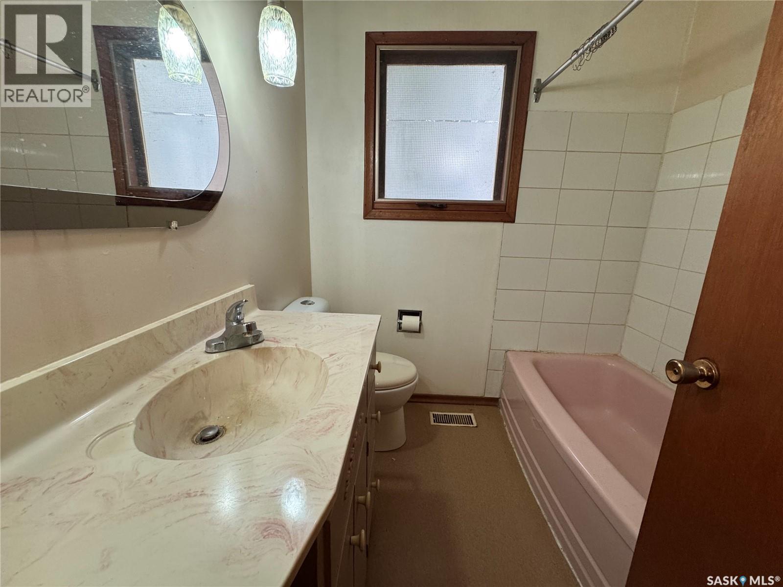 1571 Athol STREET, Regina — photo 14