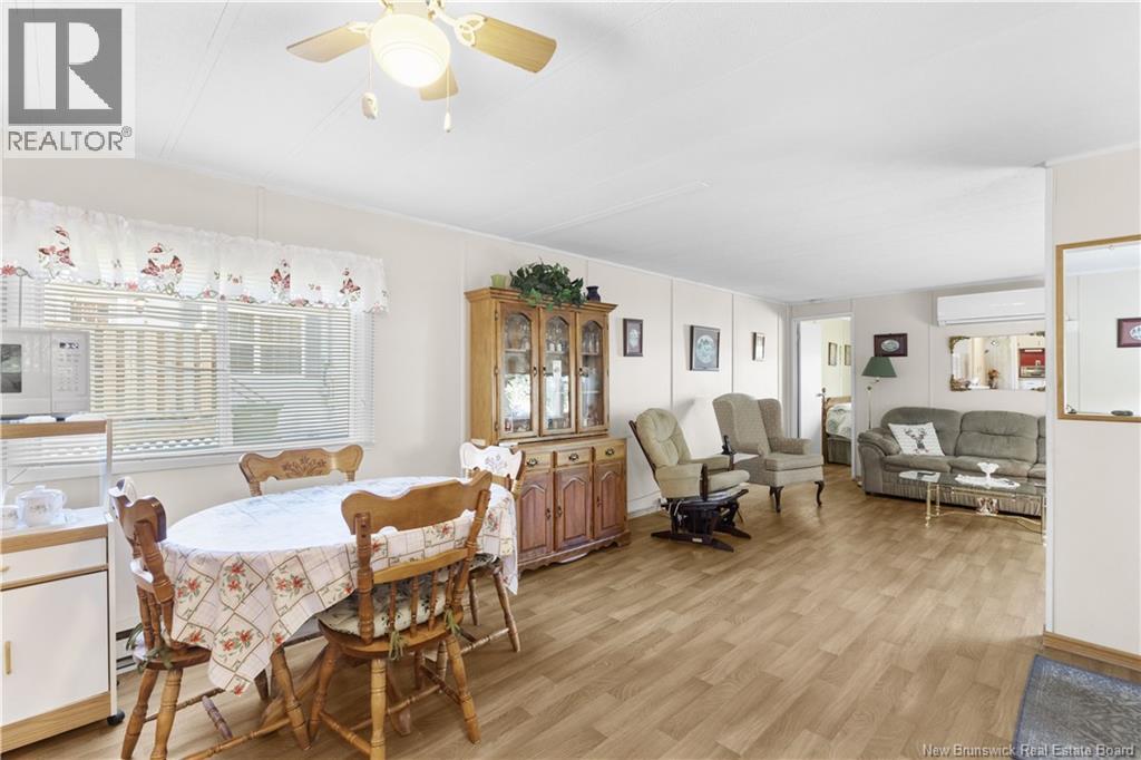 21 Hill Street - 11