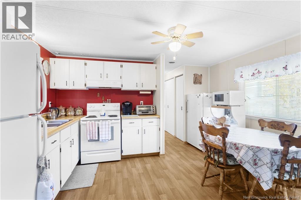 21 Hill Street - 12