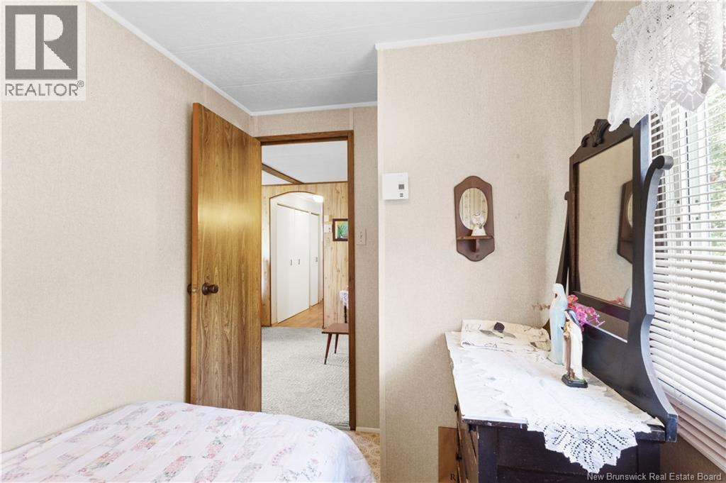 21 Hill Street - 23