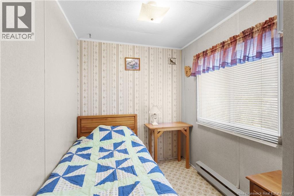 21 Hill Street - 24