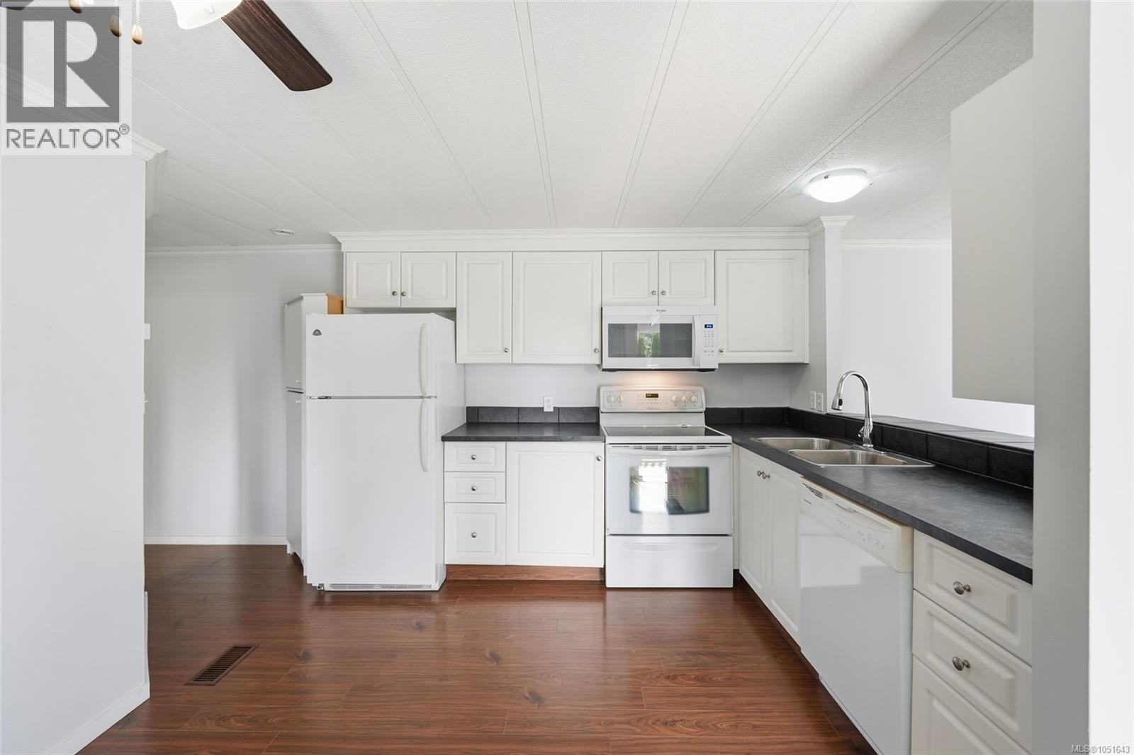 #188 2465 Apollo Dr - 19