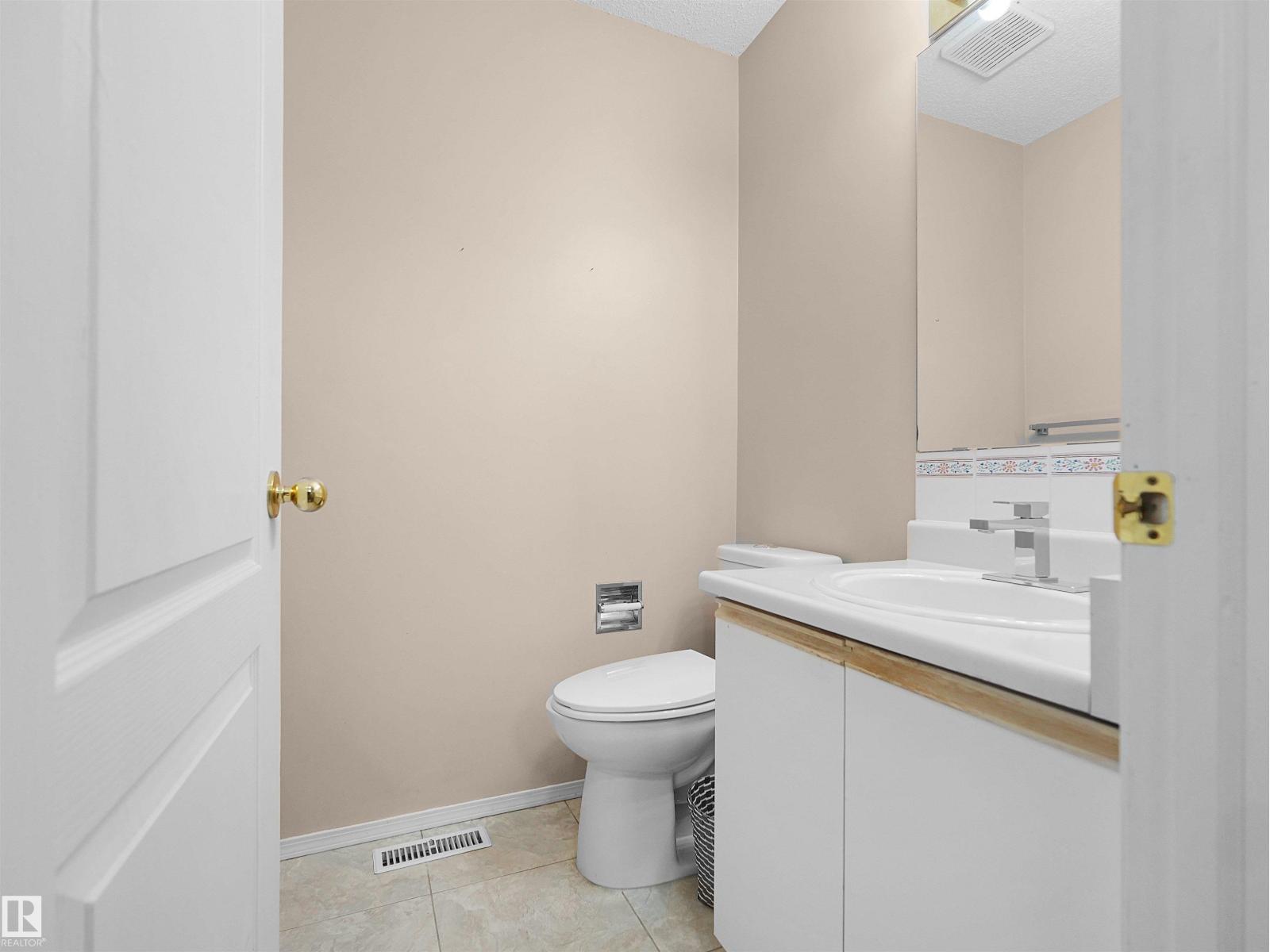 #35 843 YOUVILLE DR W NW - 12