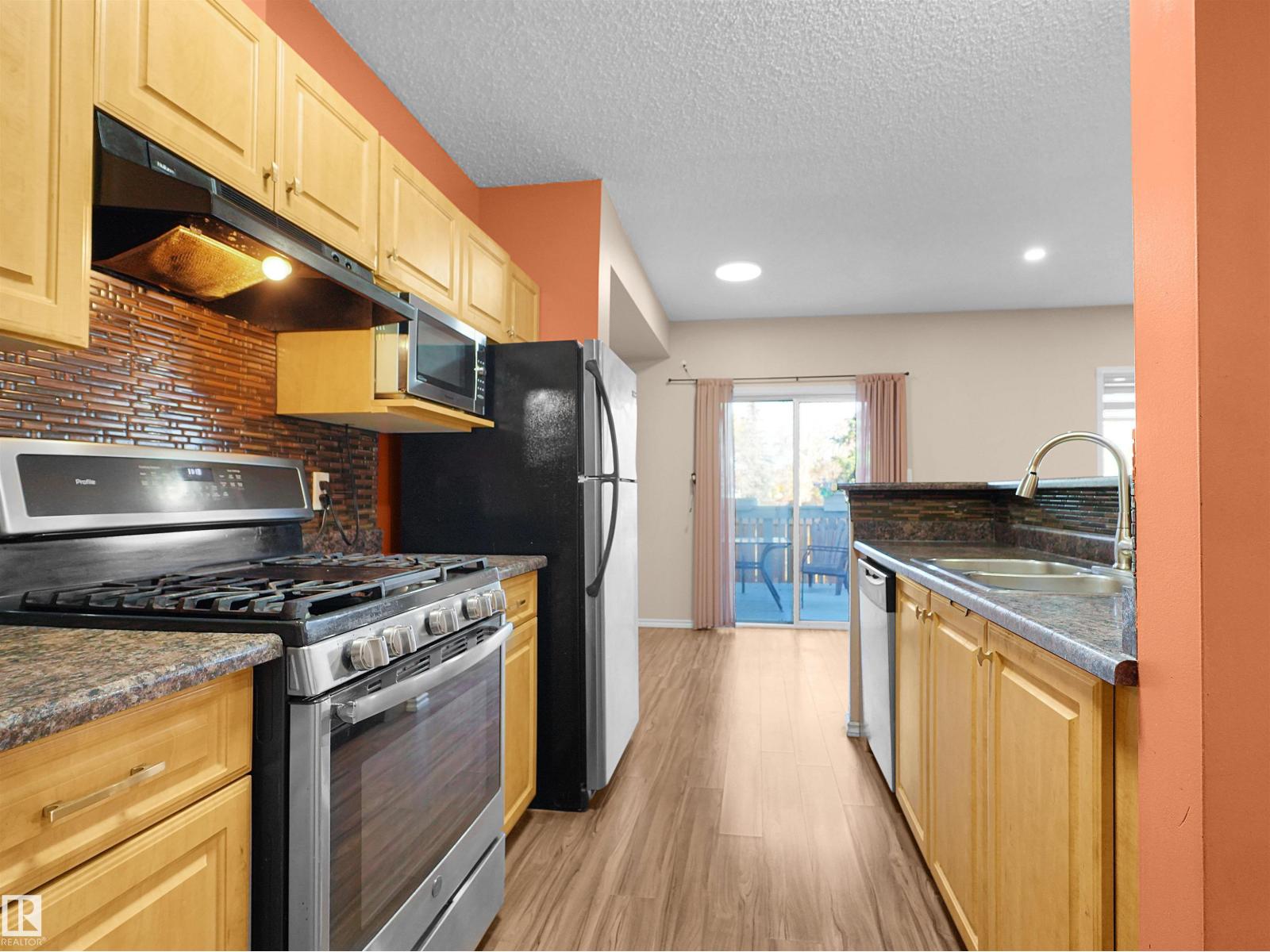 #35 843 YOUVILLE DR W NW - 20