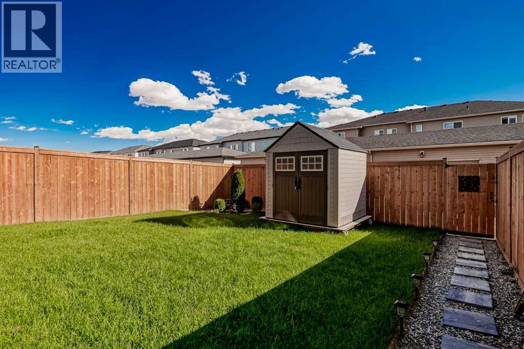 143 Wolf Hollow Manor SE - 32