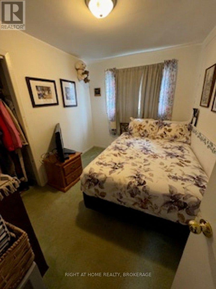 94 HAYNES AVENUE - 9