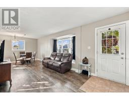 Bedroom 2 - 61 Prospect Point Road N, Fort Erie, ON L0S1N0 Photo 6
