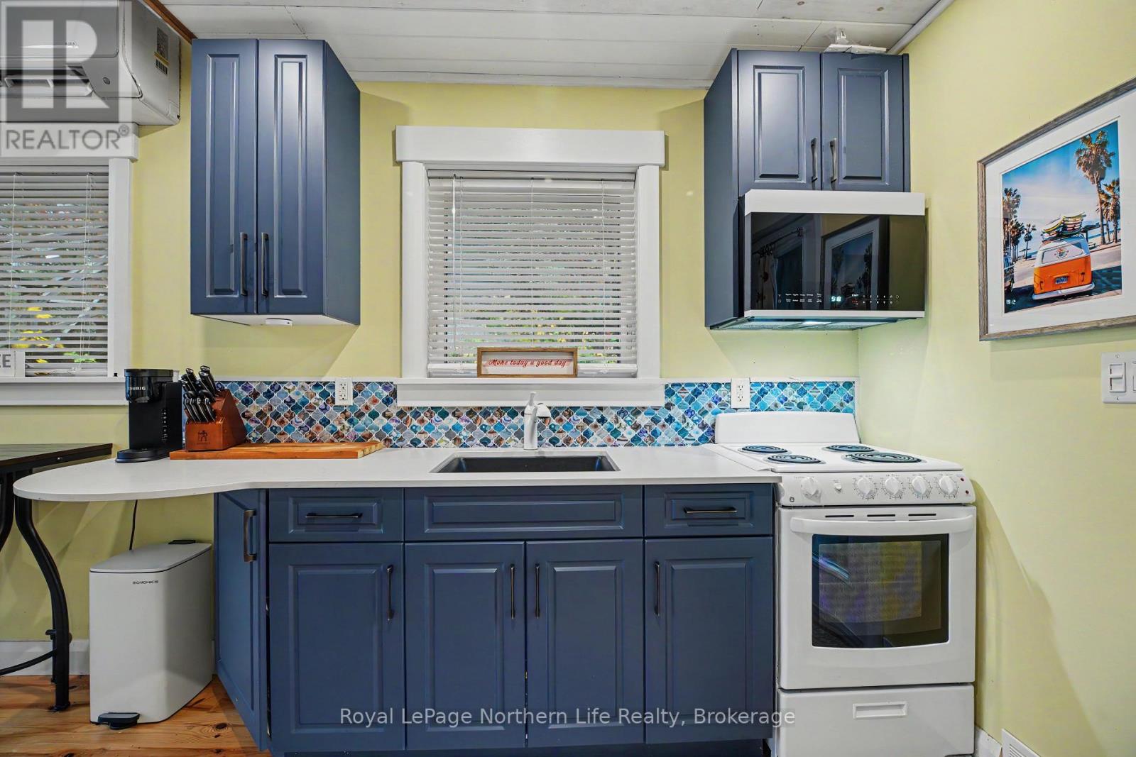 419 Viceroy Road — photo 32
