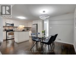 H - 242 Rachel Crescent, Kitchener, ON N2R0E1 Photo 9