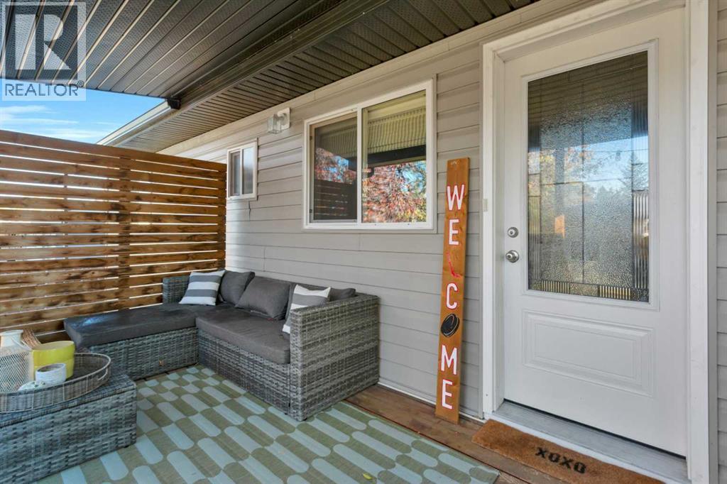 Listing photo – 4534 46 Street, Sylvan Lake