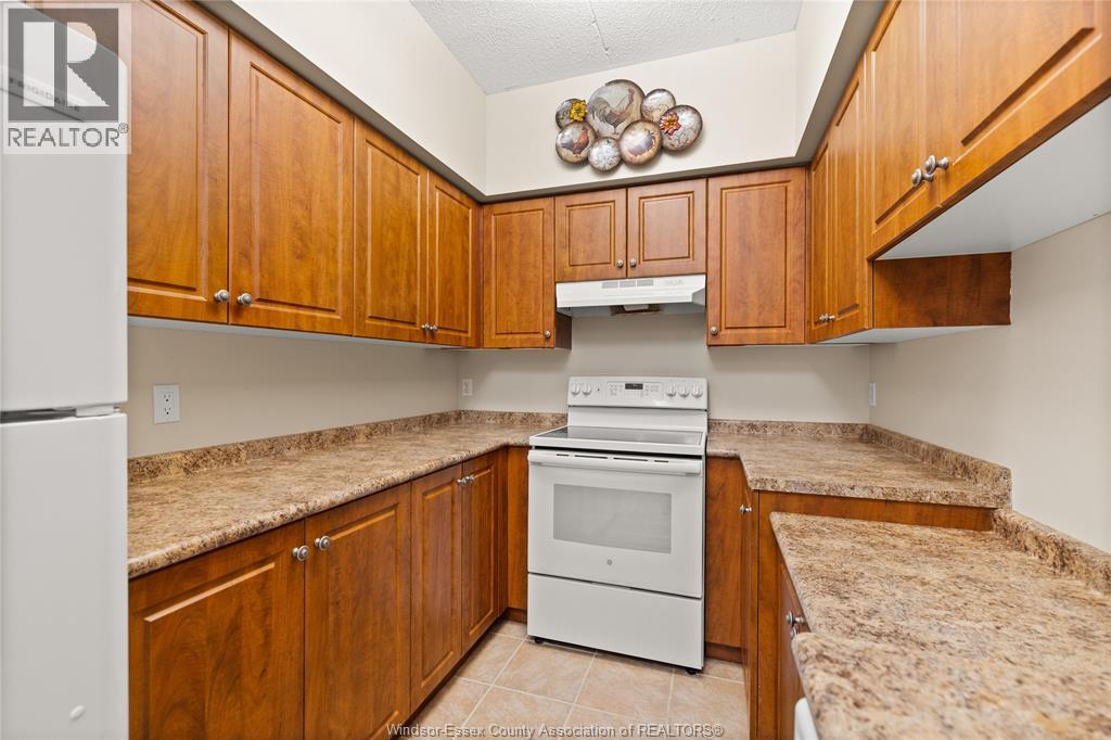 200 Manning — photo 10
