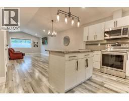 Living room - 313 Lakeview Street Unit# 1, Castlegar, BC V1N3Y1 Photo 10
