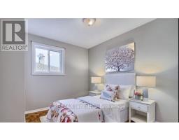 676 Mountview Place, Newmarket, ON L3Y3P7 Photo 12