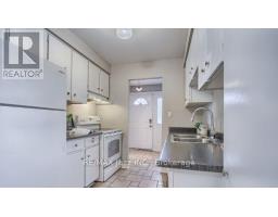 Bedroom 3 - 676 Mountview Place, Newmarket, ON L3Y3P7 Photo 6