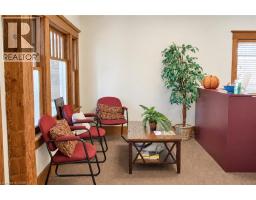 460 Plains Road E, Burlington, ON L7T2E1 Photo 7