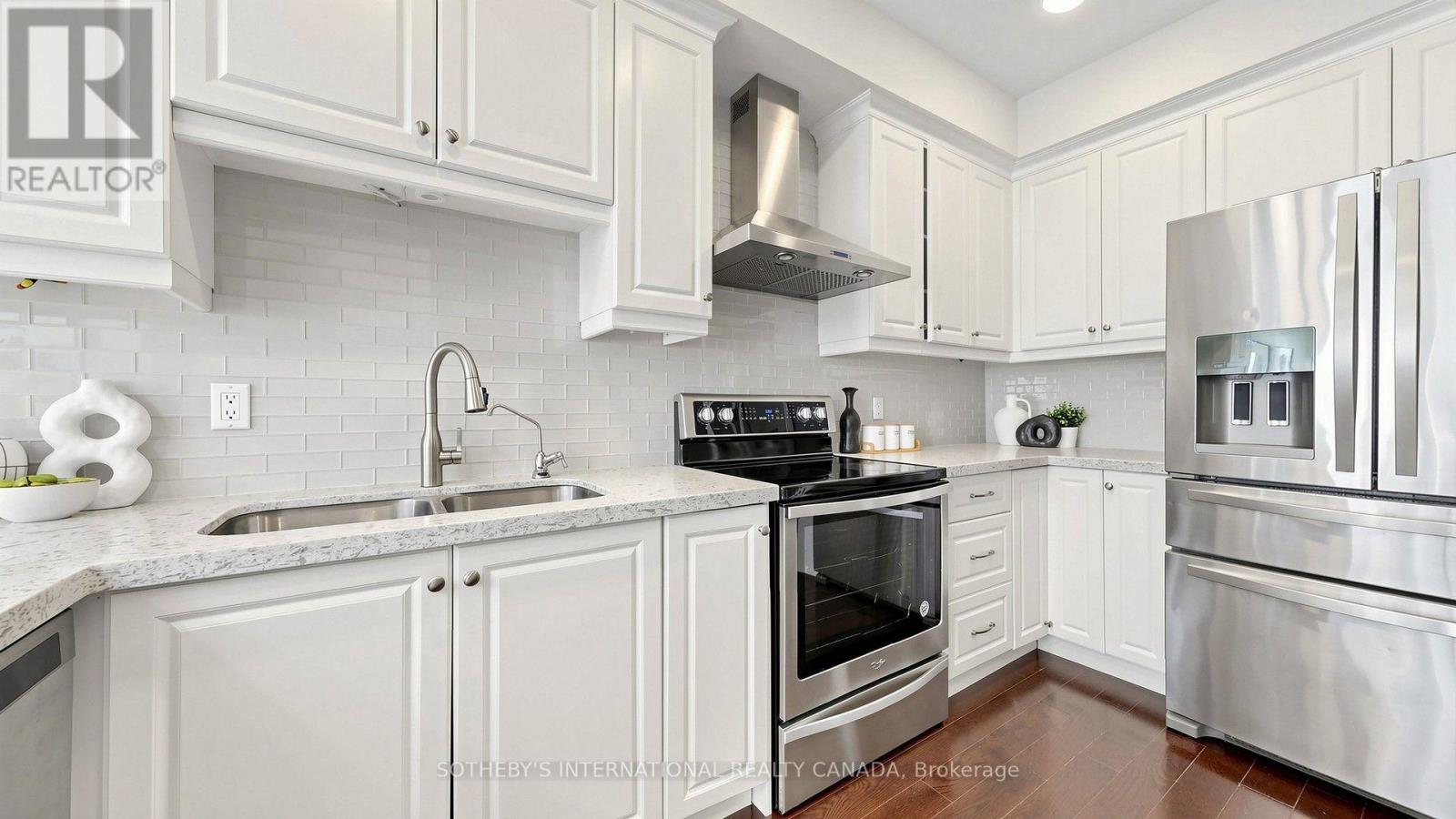 11- 260 Russell Hill Road, Toronto, ON photo 13