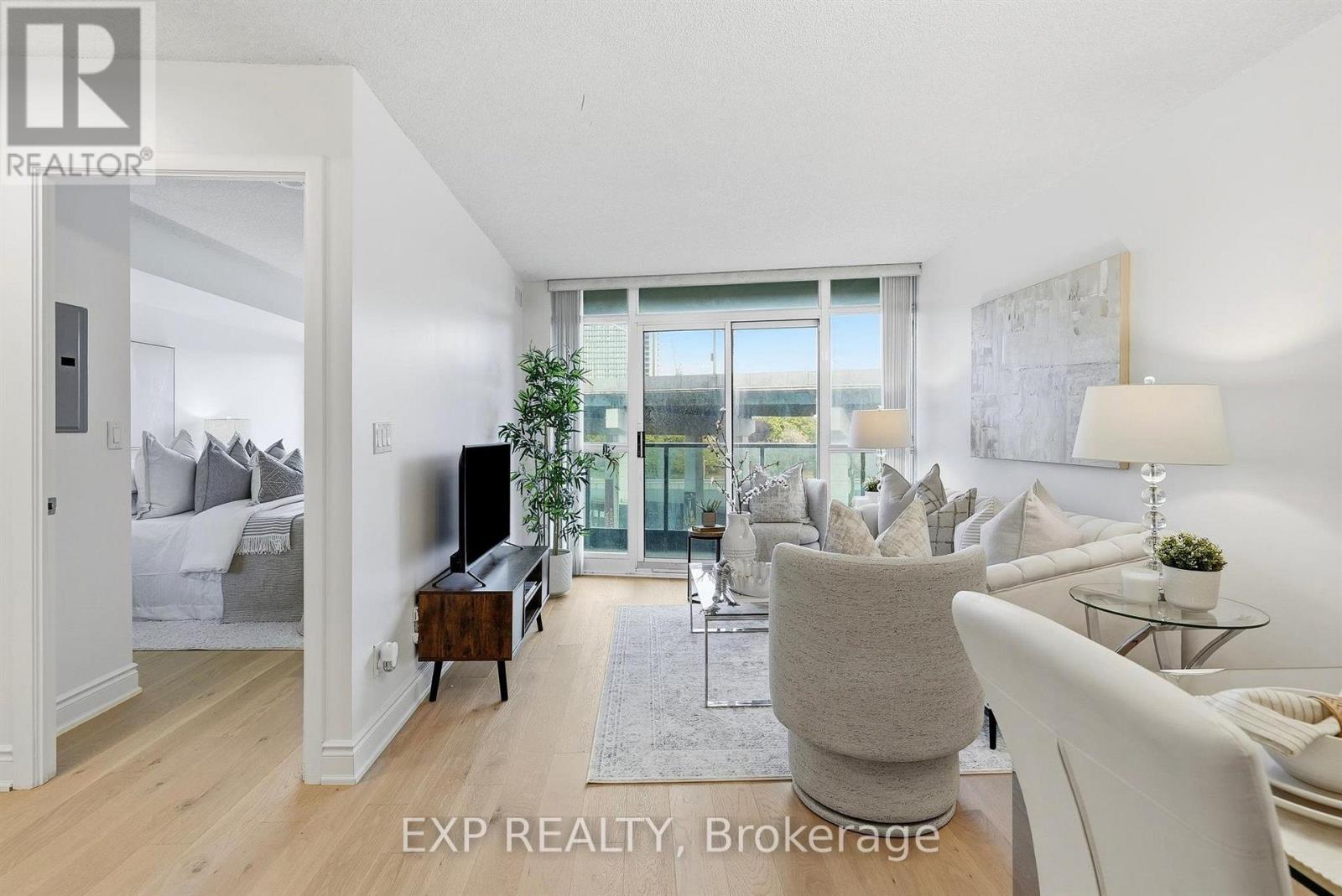 #623 231 FORT YORK BOULEVARD - 13