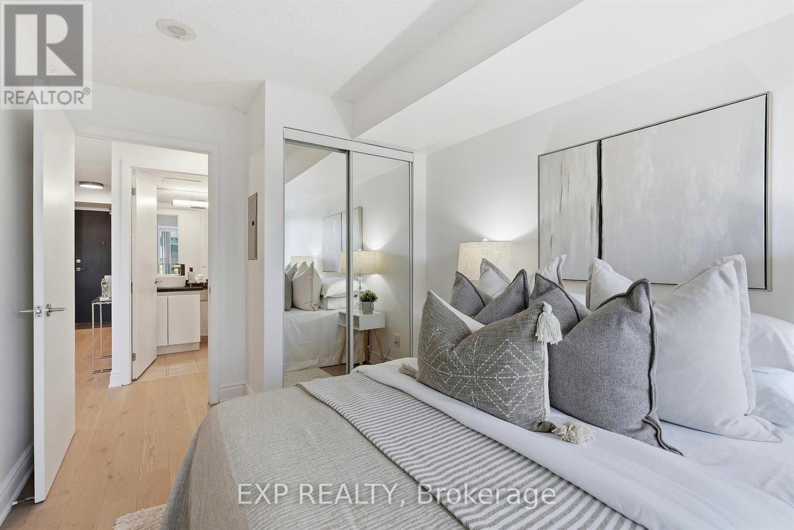 623- 231 Fort York Boulevard, Toronto, ON photo 23