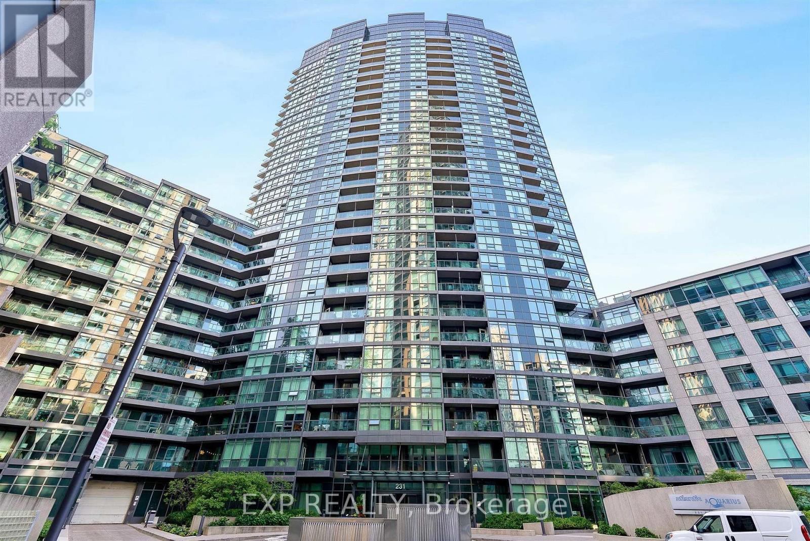 623- 231 Fort York Boulevard, Toronto, ON photo 3