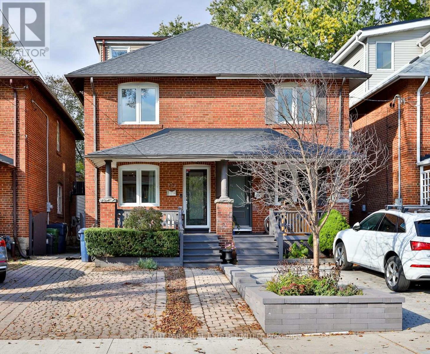 Photo of 154 Fairlawn Avenue