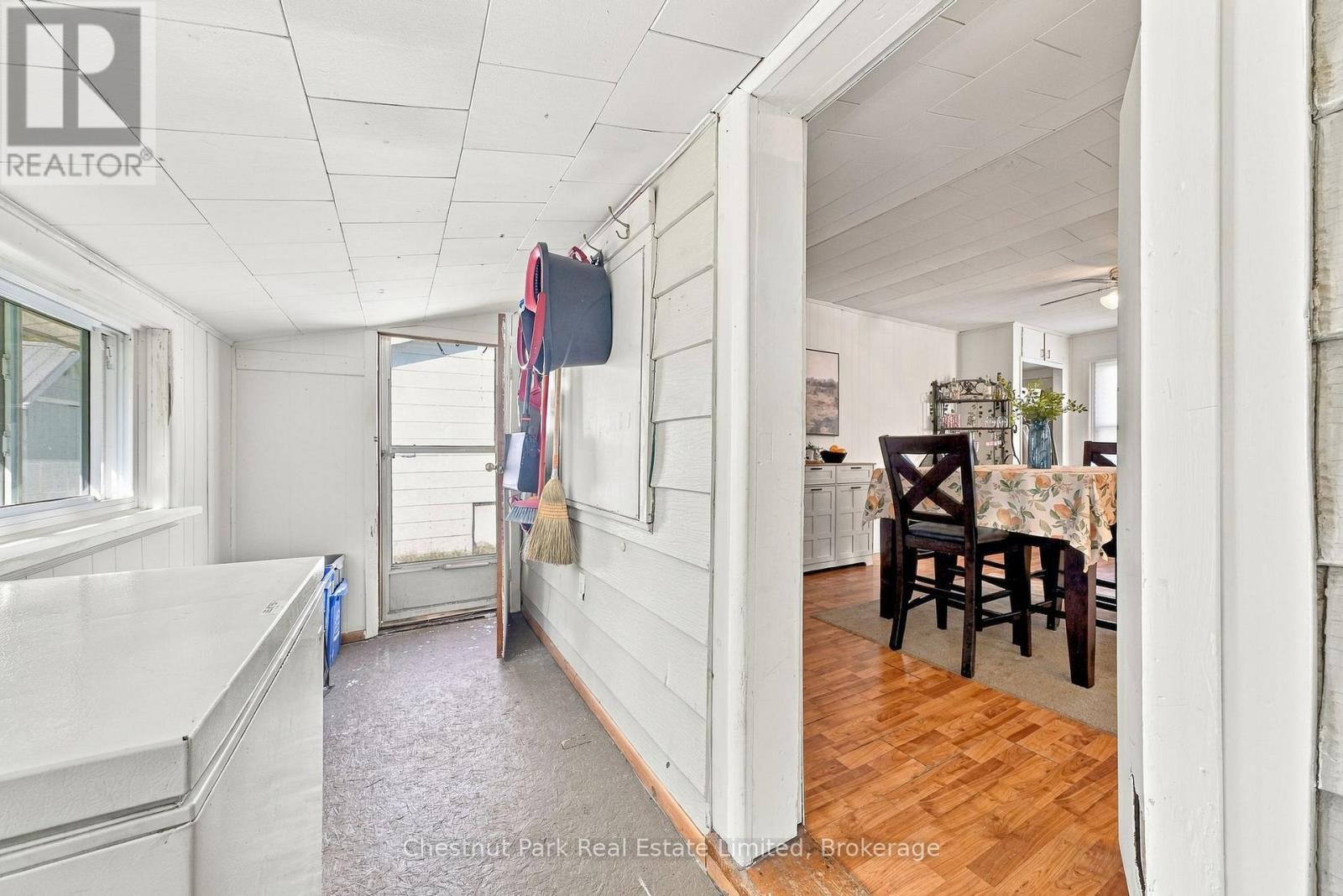 28 Spring Street, Prince Edward County, ON photo 11