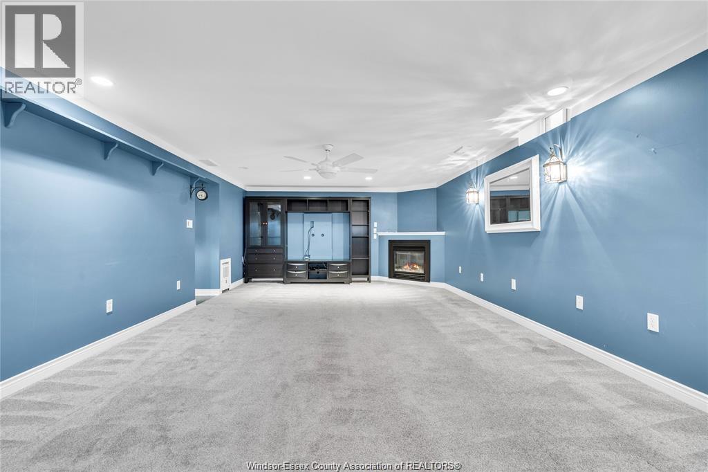 11568 ALDRIDGE - 24