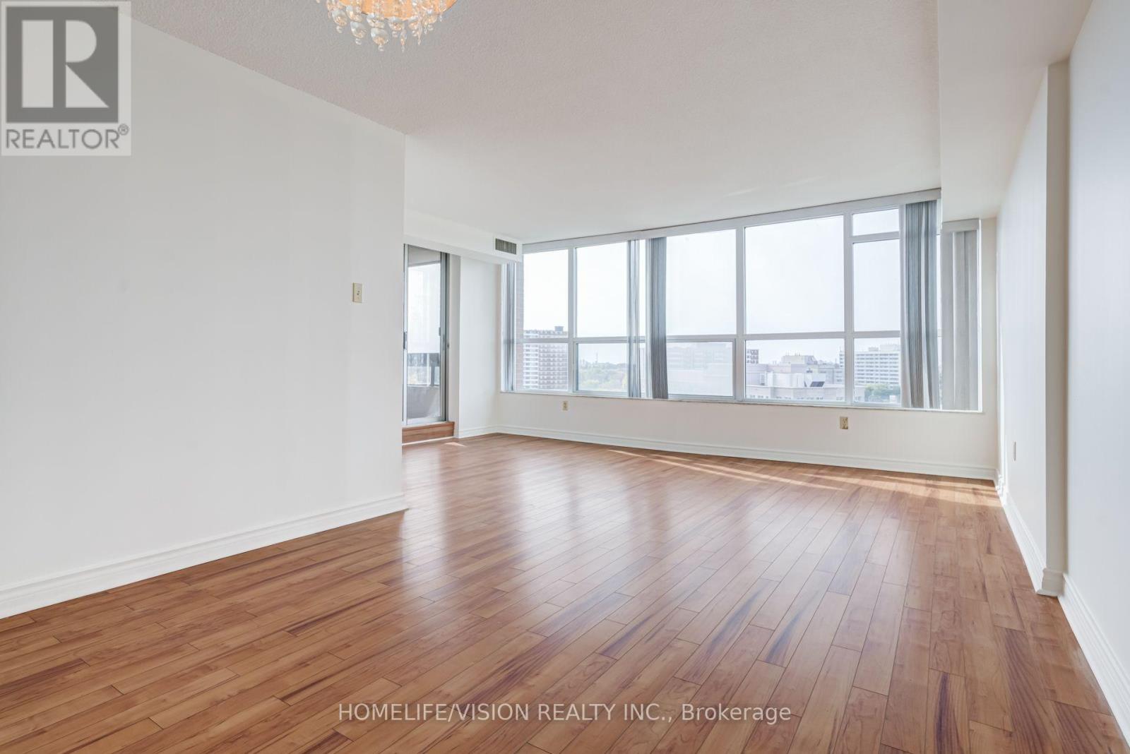 #1207 2365 KENNEDY ROAD - 11