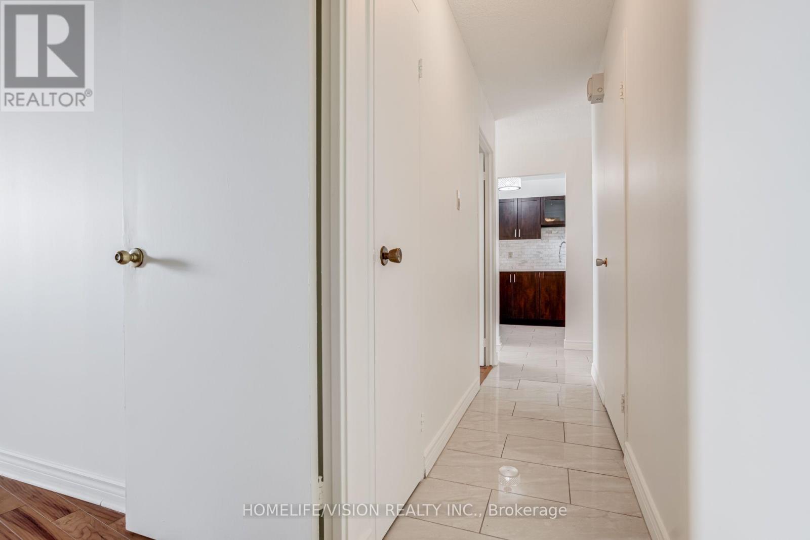 #1207 2365 KENNEDY ROAD - 30