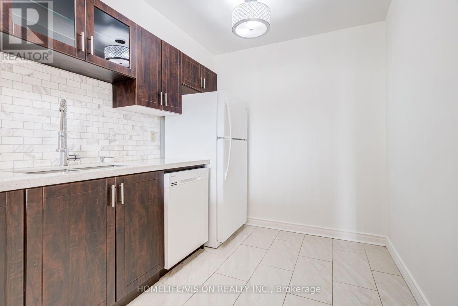 #1207 2365 KENNEDY ROAD - 7