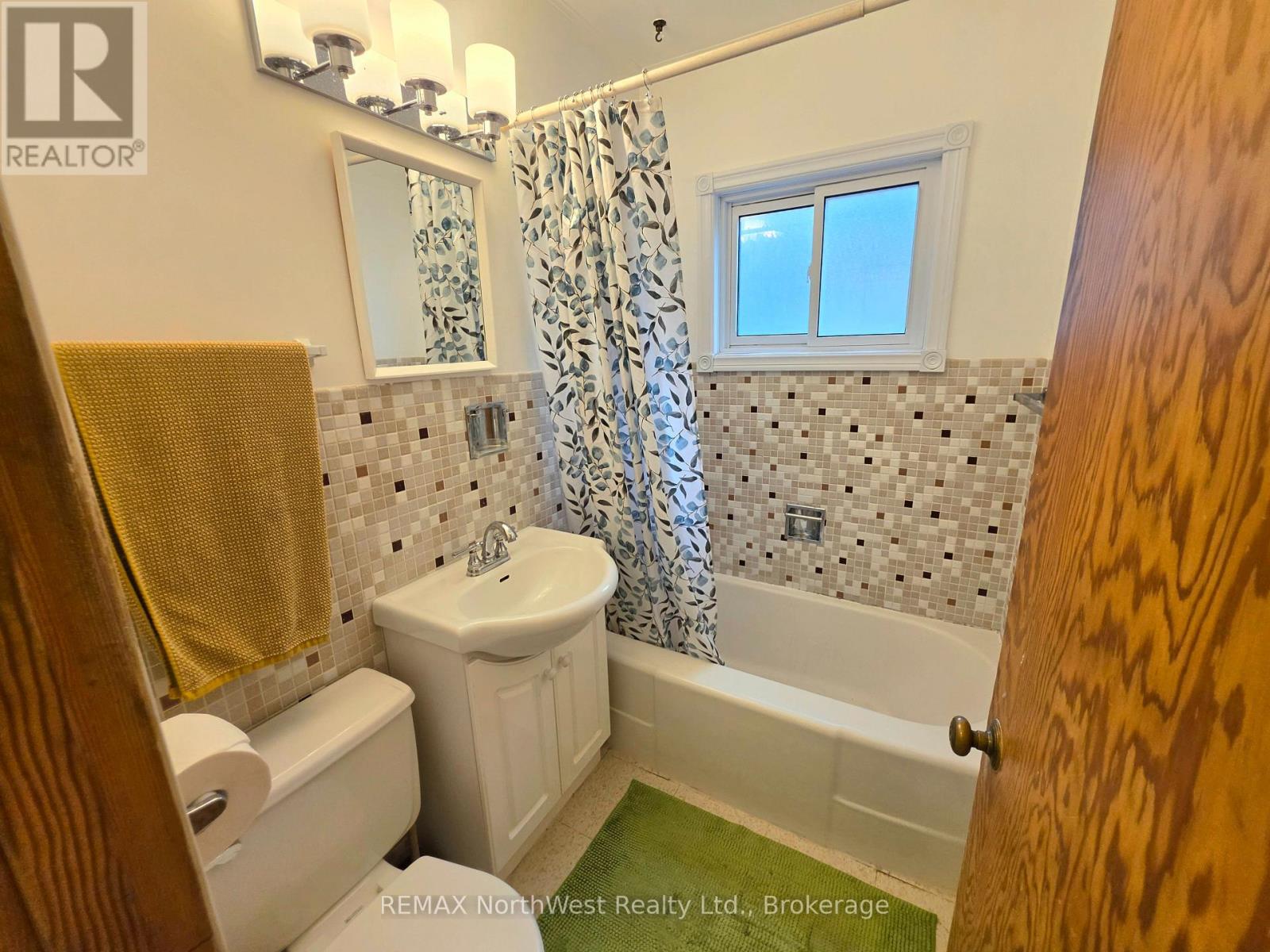 516 Seventh Avenue South — photo 14